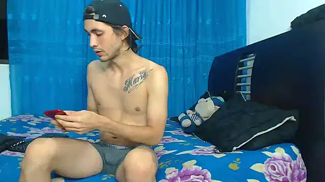 Snapshot of Hot_Sharks_ chatting on September 2025 07:46:02 AM Hot Sharks online show from September 2025 07:46:02 AM