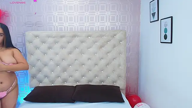 Sara Desire online show from February 2025 12:25:02 PM