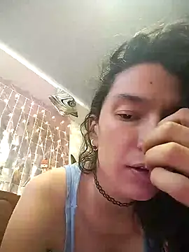 rebekka simpson online show from December 2024 10:13:02 PM