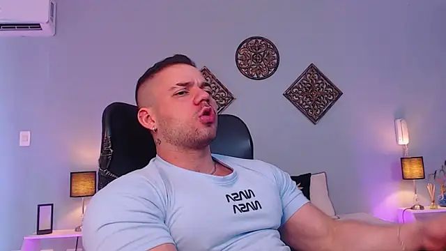 JeremyLowe online show from January 2025 04:16:01 PM