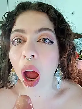 Malka Burning online show from December 2024 10:51:01 PM