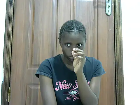 hottgirlval online show from April 2026 11:44:01 AM