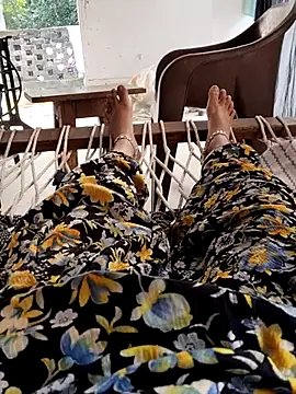 Hot-rubina online show from November 2025 09:33:01 AM