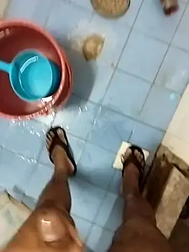 Snapshot of cenyon124 chatting on October 2025 04:38:02 PM cenyon124 online show from October 2025 04:38:02 PM