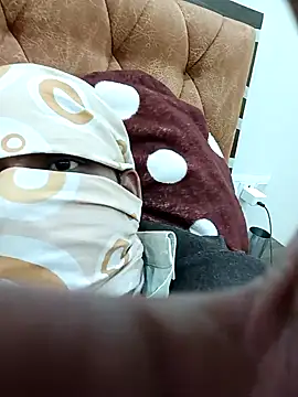 Snapshot of RockyNonStop chatting on December 2024 07:54:01 PM RockyNonStop online show from December 2024 07:54:01 PM