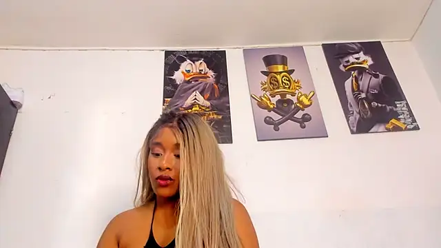 Snapshot of kriixtybrown chatting on January 2025 11:56:01 PM kriixtybrown online show from January 2025 11:56:01 PM