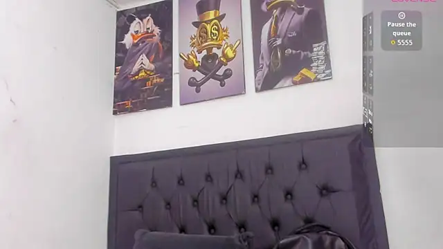 Snapshot of kriixtybrown chatting on September 2025 07:36:01 PM kriixtybrown online show from September 2025 07:36:01 PM