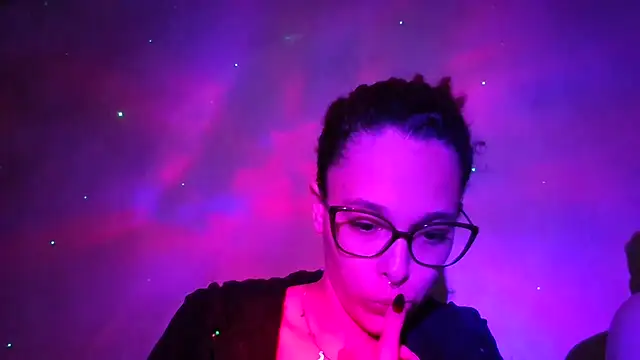 Snapshot of lizza_monroe chatting on October 2025 10:57:01 AM lizza monroe online show from October 2025 10:57:01 AM