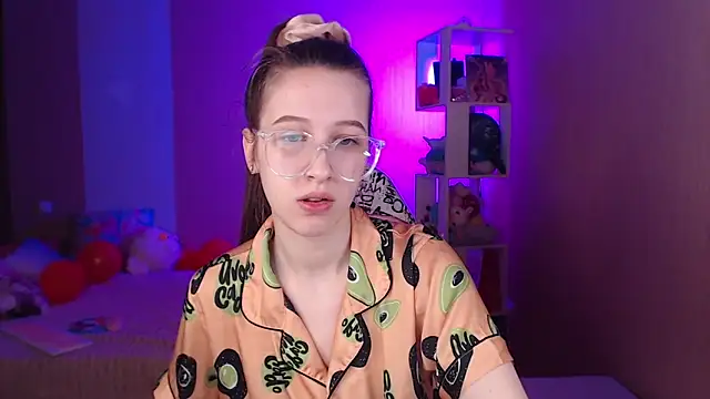 ur kitty   online show from March 2025 01:09:01 PM