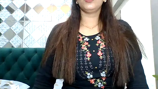 sparkling queen online show from November 2025 01:22:01 PM