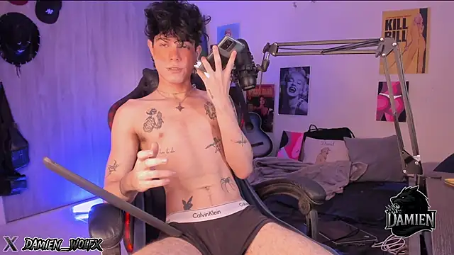 cinnamon boyxxx online show from November 2025 02:53:02 AM