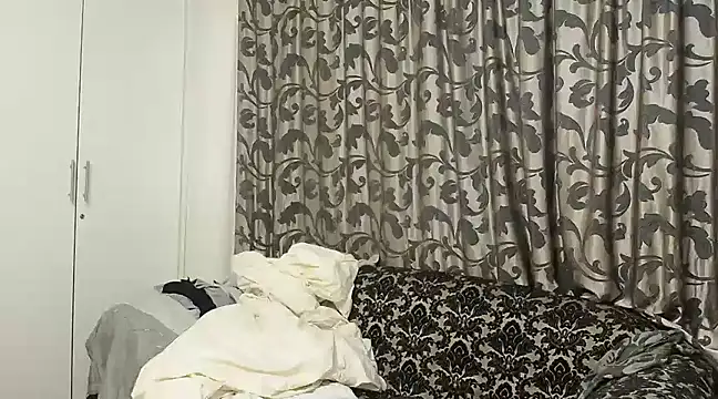 karmicQueen669 online show from January 2025 08:31:02 PM