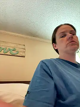 Snapshot of velvetta_ chatting on September 2025 07:46:01 PM velvetta online show from September 2025 07:46:01 PM