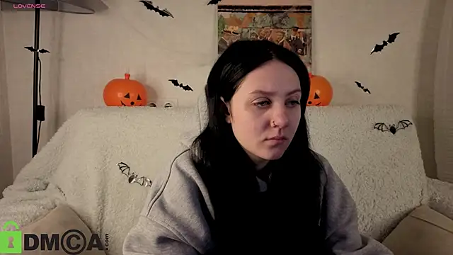 Kvetachka online show from October 2025 01:33:02 AM