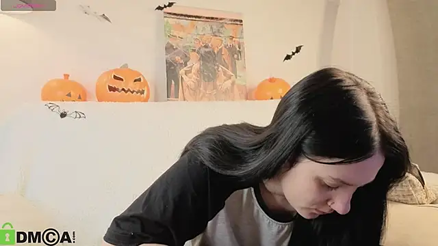 Kvetachka online show from October 2025 01:18:01 AM