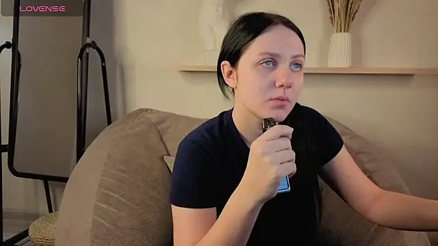 Kvetachka online show from November 2025 01:17:02 AM