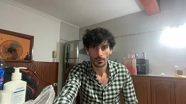 nicolaaaaas online show from March 2026 06:41:02 AM