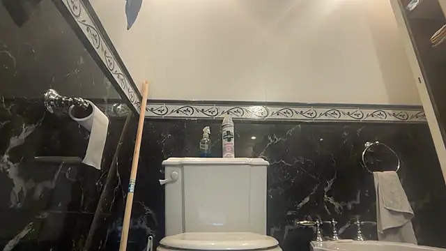 nicolaaaaas online show from March 2026 07:14:02 PM