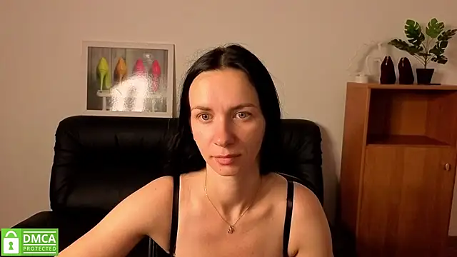 Snapshot of annakillianox chatting on July 2026 05:23:02 AM annakillianox online show from July 2026 05:23:02 AM