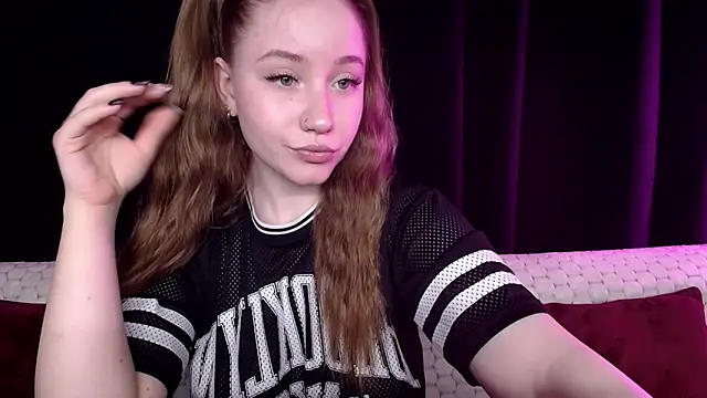 SindiWatsoon online show from January 2025 11:28:02 AM