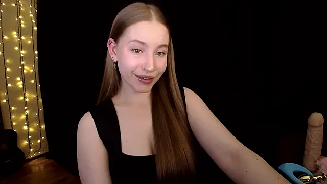 SindiWatsoon online show from November 2025 12:15:01 PM