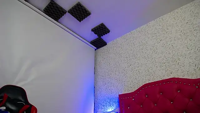 luly pink online show from December 2025 03:13:02 AM