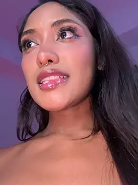 VictoireFeller online show from February 2026 12:36:01 AM