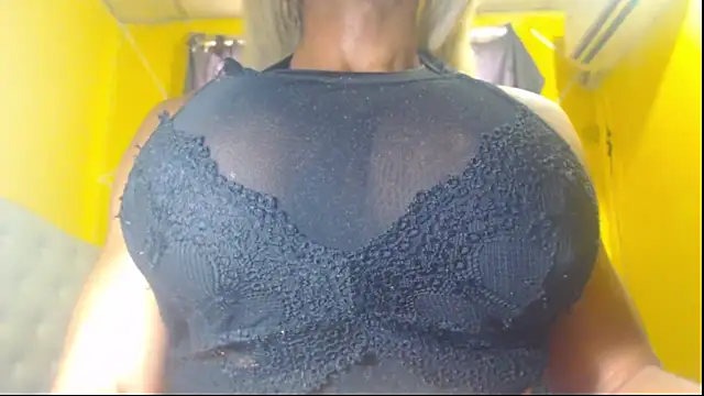 DanielaMuscleTS online show from December 2024 07:49:01 PM
