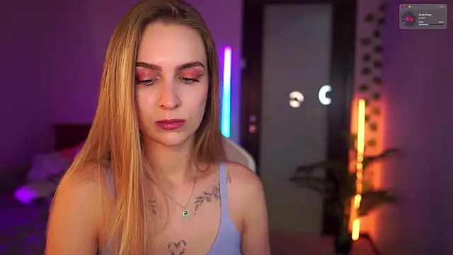 Snapshot of Kamila_icee chatting on September 2025 07:41:02 PM Kamila icee online show from September 2025 07:41:02 PM