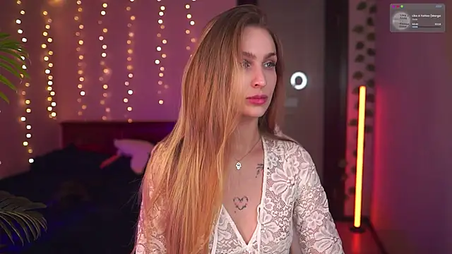 Snapshot of Kamila_icee chatting on November 2025 08:56:01 PM Kamila icee online show from November 2025 08:56:01 PM