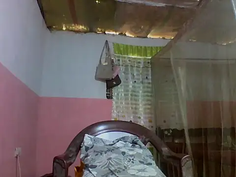 Snapshot of Bigras0011 chatting on October 2025 11:29:02 AM Bigras0011 online show from October 2025 11:29:02 AM