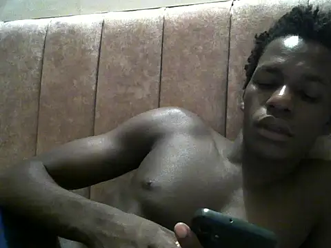 Snapshot of Bigras0011 chatting on July 2026 01:12:01 AM Bigras0011 online show from July 2026 01:12:01 AM