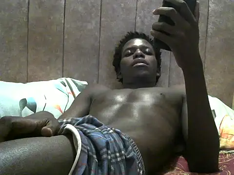 Snapshot of Bigras0011 chatting on July 2026 02:15:02 AM Bigras0011 online show from July 2026 02:15:02 AM