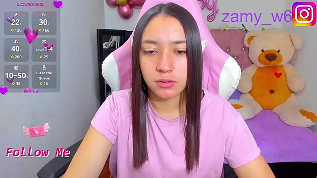 Snapshot of karla_cute01 chatting on October 2025 01:51:01 PM karla cute01 online show from October 2025 01:51:01 PM