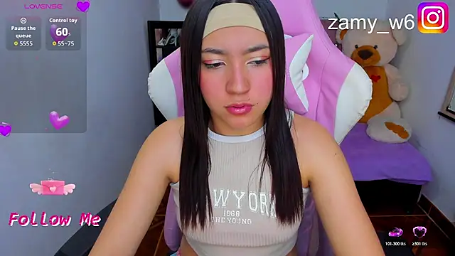 Snapshot of karla_cute01 chatting on December 2025 05:23:01 AM karla cute01 online show from December 2025 05:23:01 AM