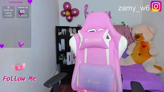 Snapshot of karla_cute01 chatting on February 2026 05:05:02 AM karla cute01 online show from February 2026 05:05:02 AM