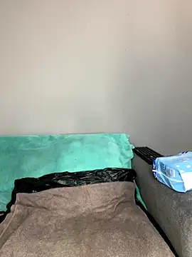 MimiCurves online show from September 2025 08:14:02 AM