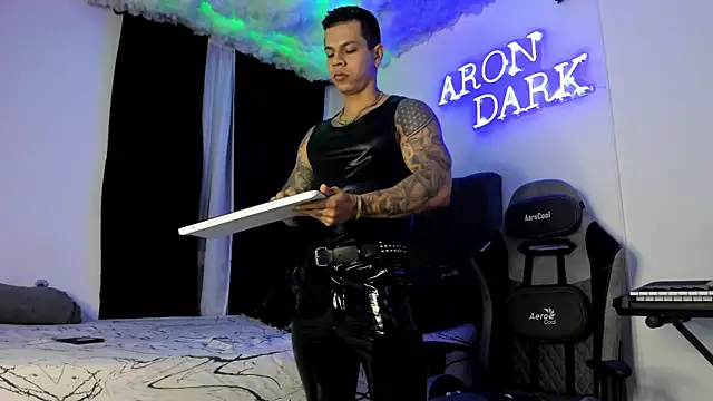 Aron Dark online show from February 2025 11:43:02 AM