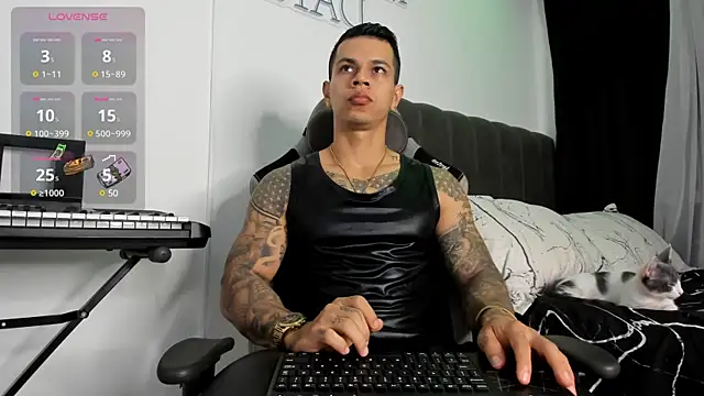 Aron Dark online show from February 2025 11:03:01 AM