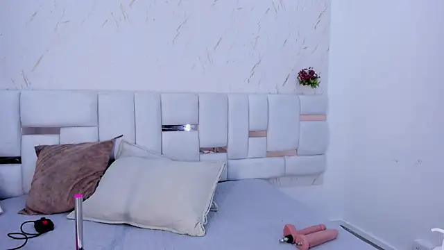 Daliana Beck online show from September 2025 12:17:01 PM