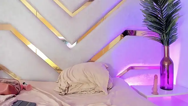 AilynMiller online show from January 2025 09:39:02 PM