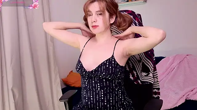 Snapshot of Lisa_sweetheels chatting on February 2025 03:42:02 PM Lisa sweetheels online show from February 2025 03:42:02 PM