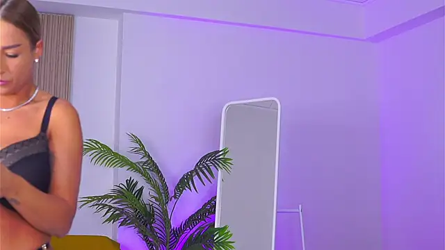 LovingBlondie online show from January 2025 04:55:01 AM