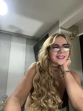 LARIANA RIVERA23 online show from January 2025 11:06:02 PM