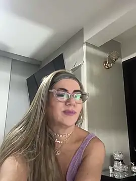 LARIANA RIVERA23 online show from January 2025 08:04:02 AM