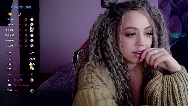  Just a queen 3 online show from February 2025 06:51:01 PM