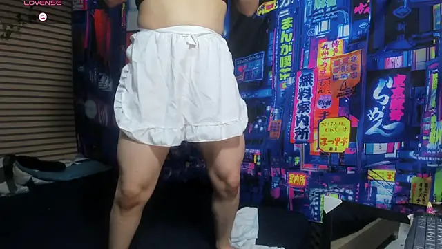 Snapshot of rosse_2504 chatting on February 2025 03:09:02 PM rosse 2504 online show from February 2025 03:09:02 PM