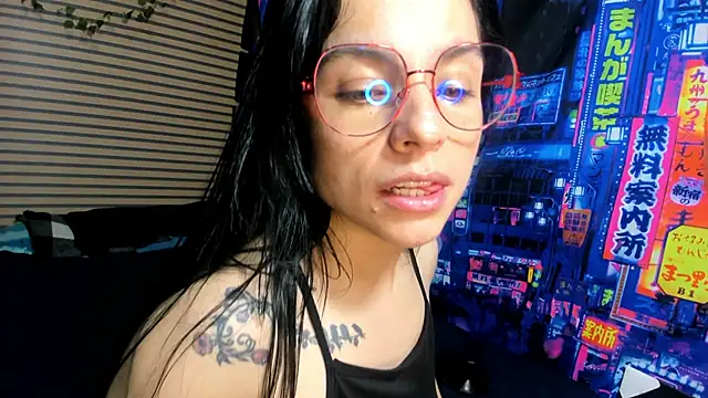 Snapshot of rosse_2504 chatting on March 2025 10:47:01 PM rosse 2504 online show from March 2025 10:47:01 PM