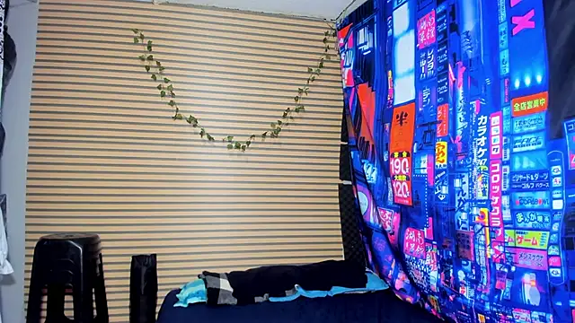 Snapshot of rosse_2504 chatting on March 2025 02:40:02 PM rosse 2504 online show from March 2025 02:40:02 PM