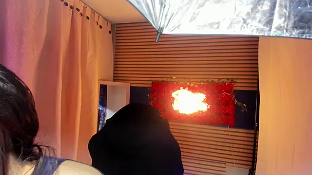 Snapshot of rosse_2504 chatting on October 2025 05:37:01 PM rosse 2504 online show from October 2025 05:37:01 PM